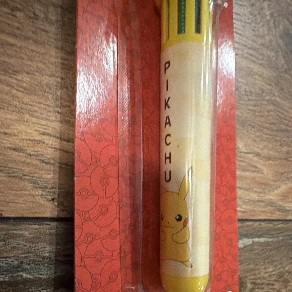 Pokemon Pikachu Pokeball 10 Color Pen Molded Topper NEW